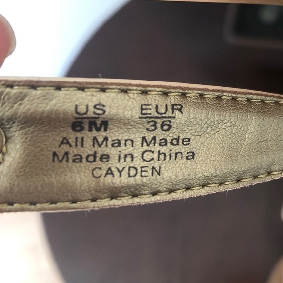 Circus by Sam Edelman Cayden nude patent T strap sandal shoes size 6 - Picture 9 of 9